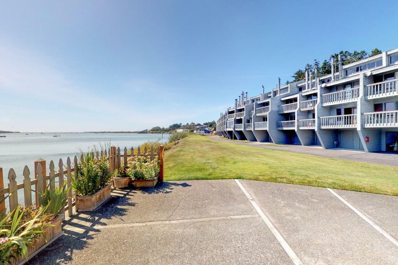 Riverview Retreat Gold Beach Exterior photo